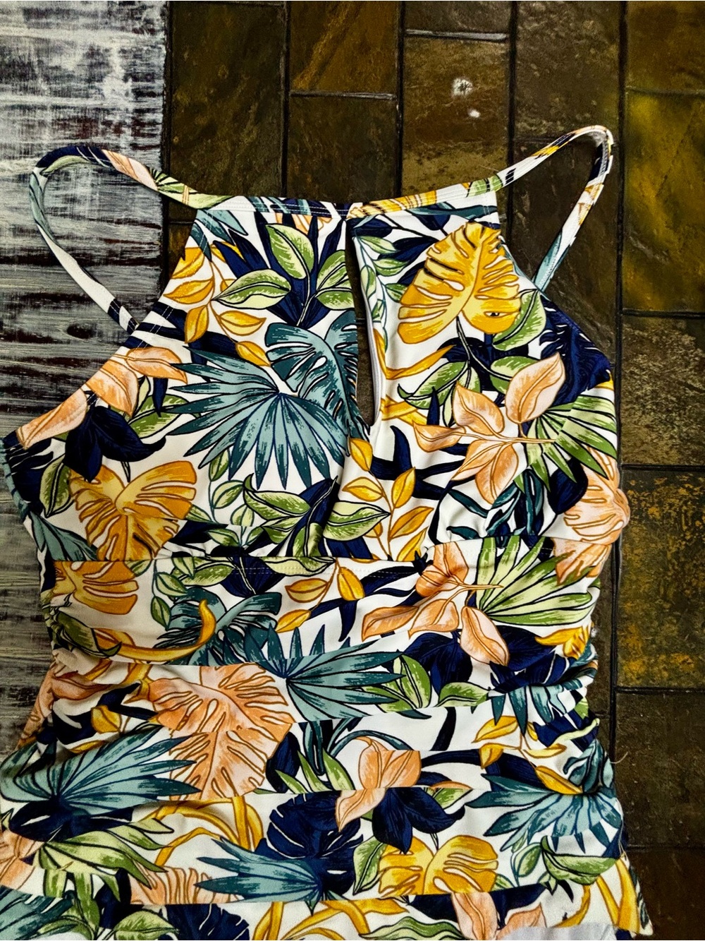 Ellen Tracy Floral Tropical One Piece Swimsuit Size 14 large Yellow Palms White - Picture 8 of 11